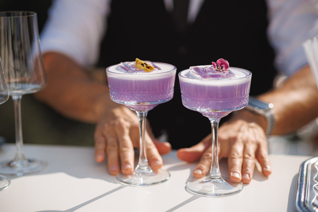 How to Become a Bartender